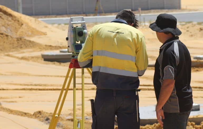 opportunities for graduate surveyors in australia